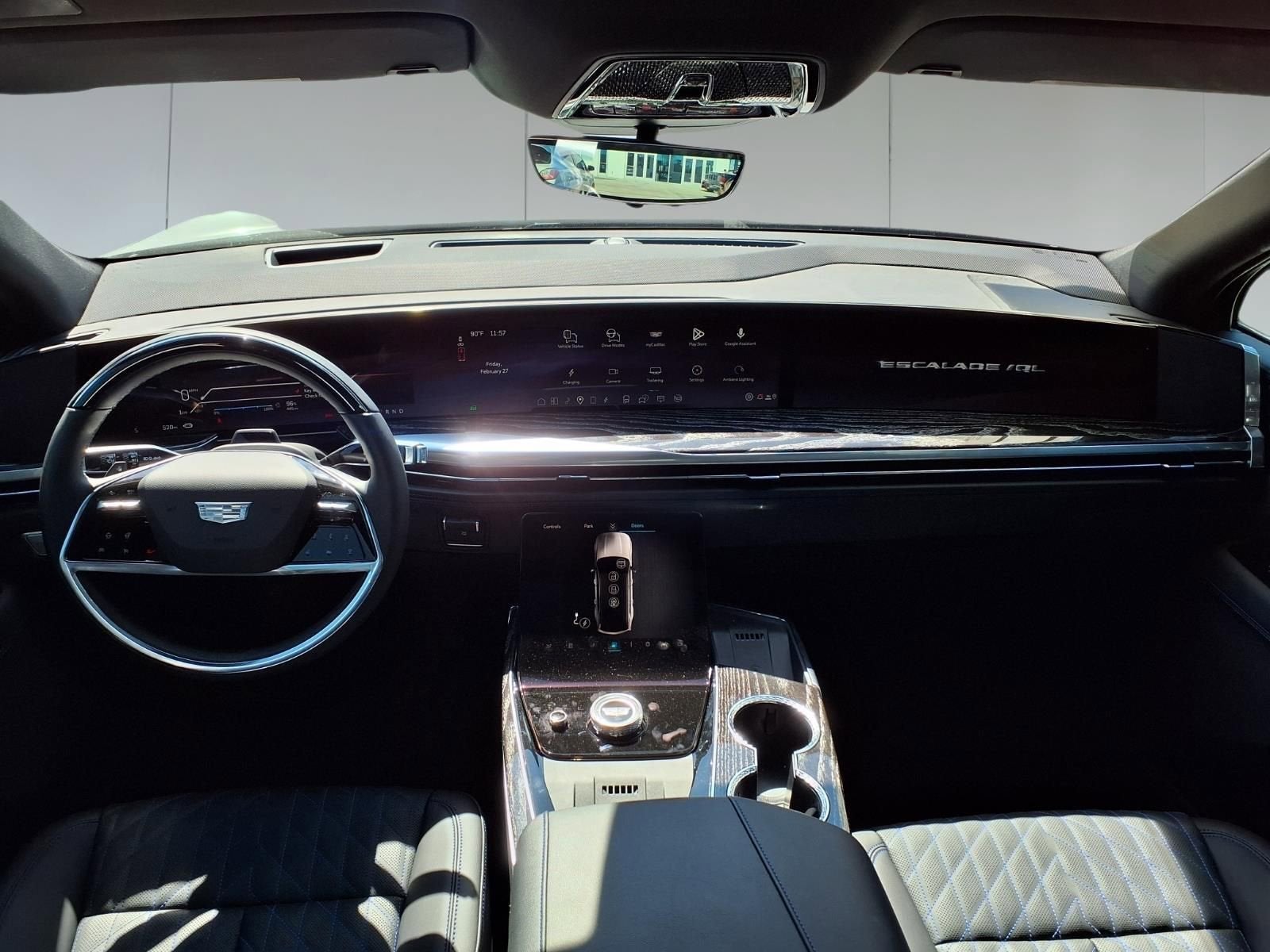 2026 Cadillac ESCALADE IQL Sport