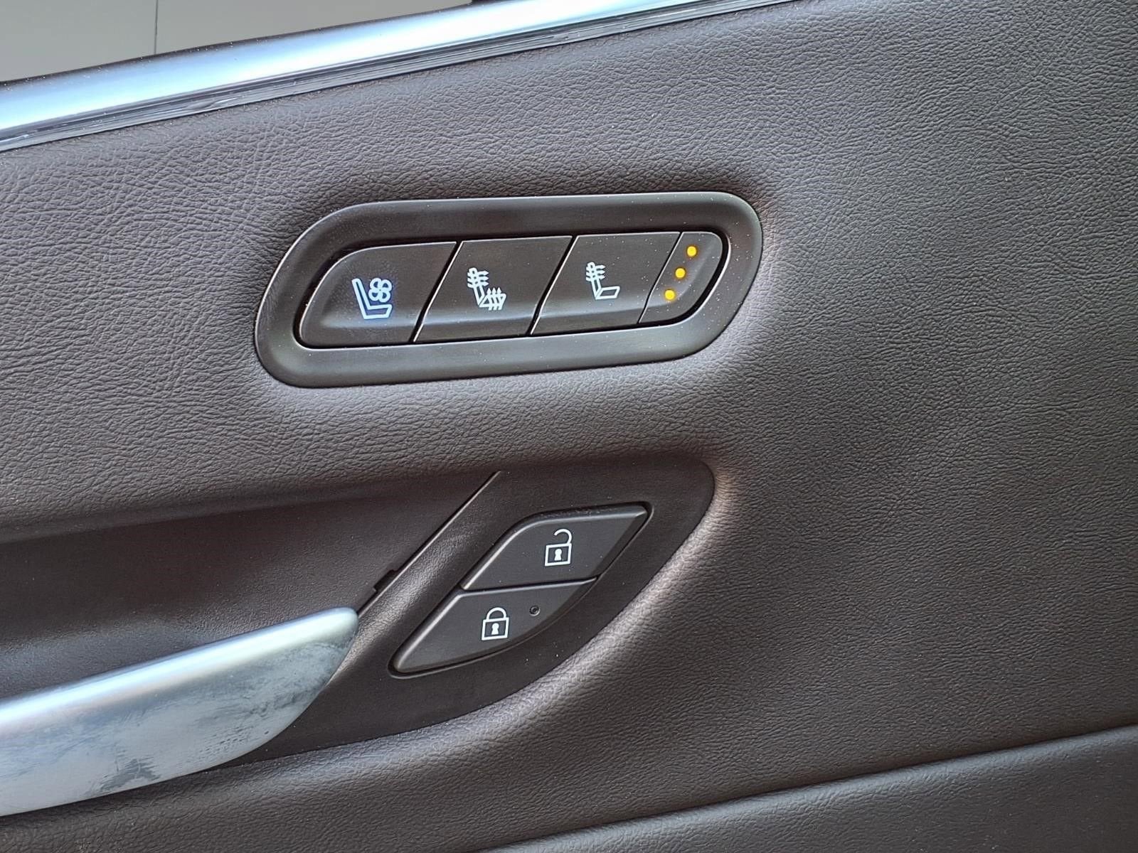 2022 Cadillac Escalade Sport