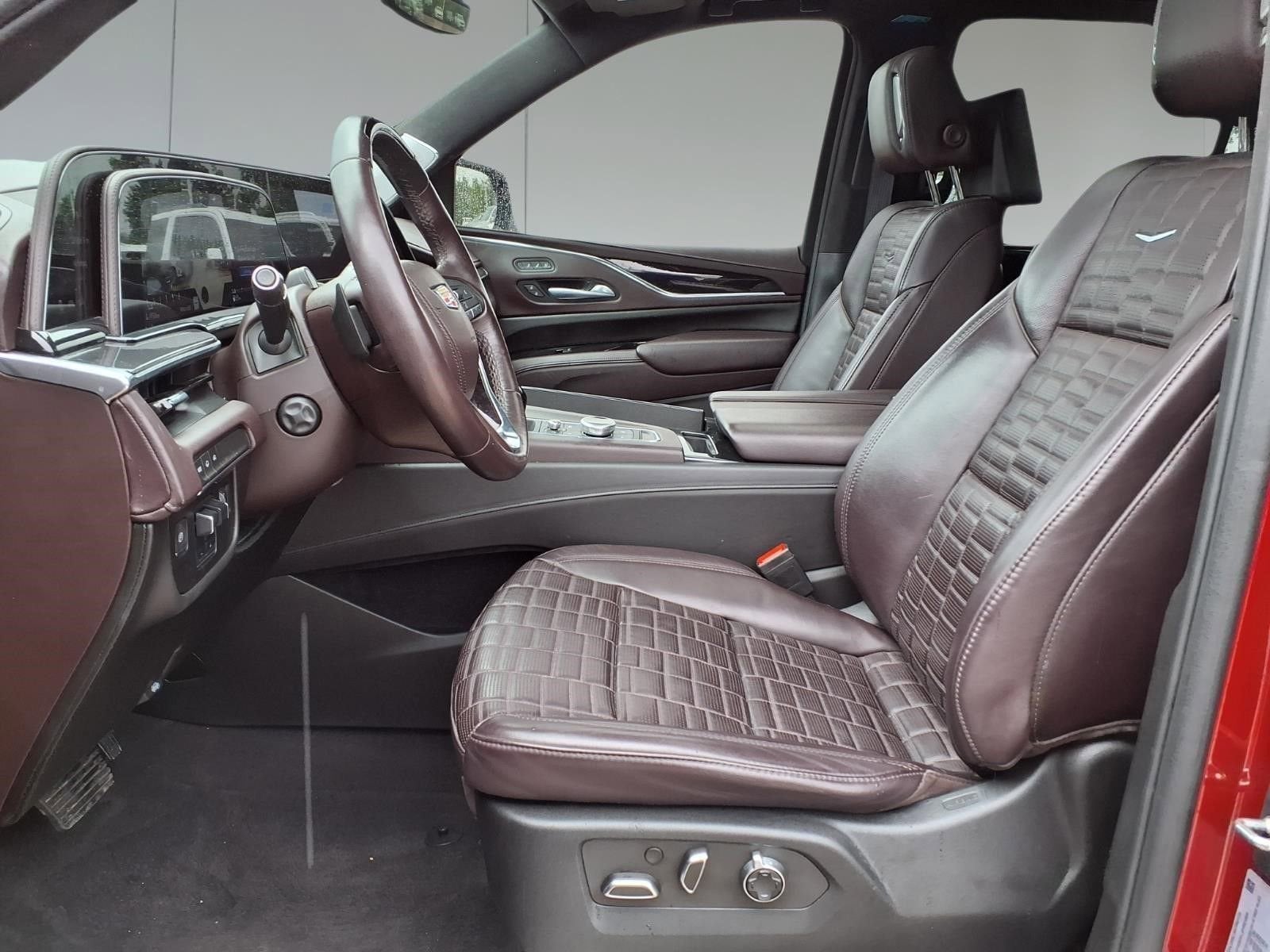 2023 Cadillac Escalade Sport Platinum