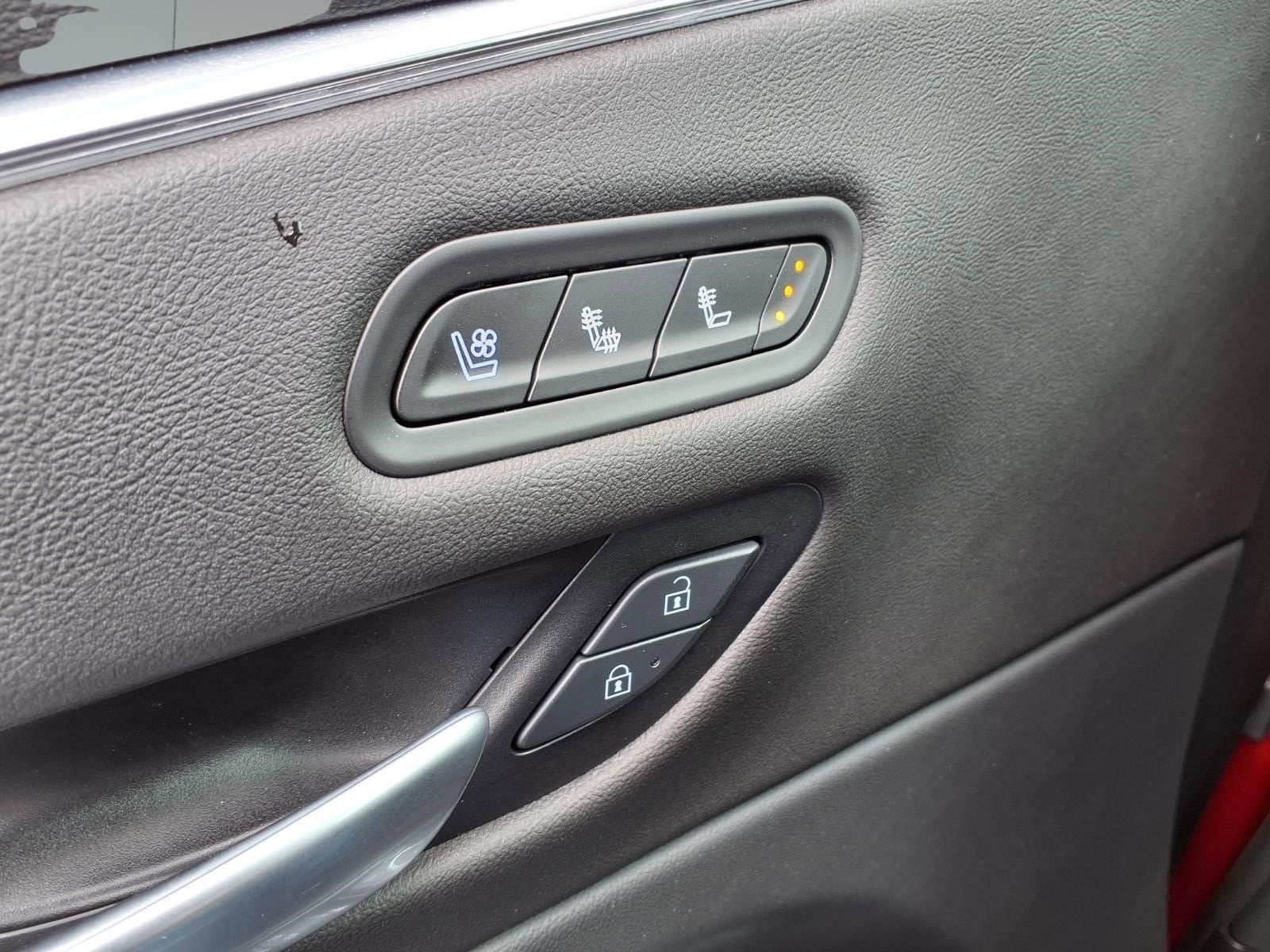 2024 Cadillac Escalade ESV Premium Luxury