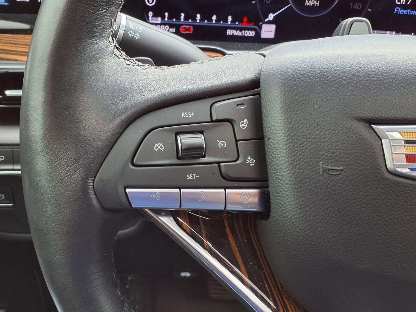 2024 Cadillac Escalade ESV Premium Luxury