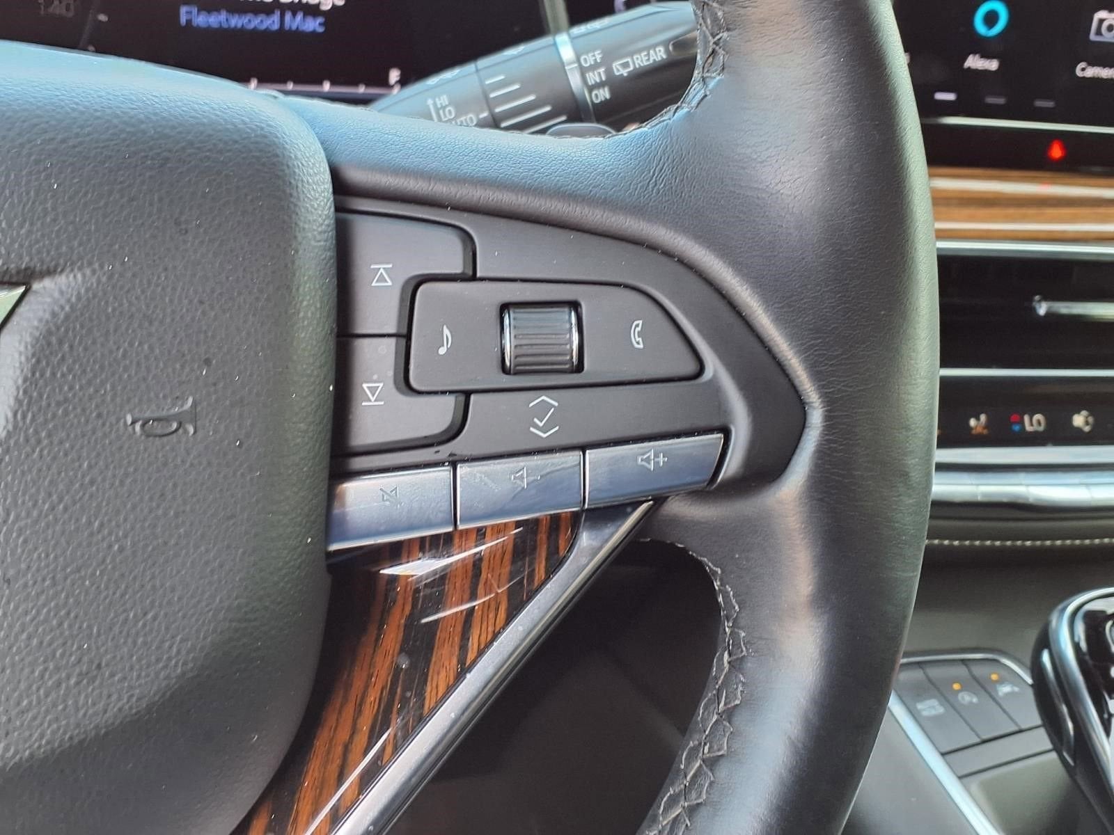 2024 Cadillac Escalade Premium Luxury