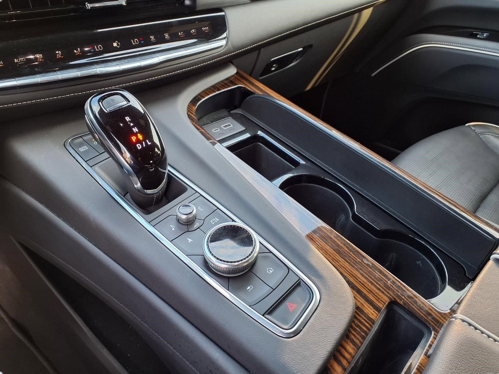 2024 Cadillac Escalade Premium Luxury