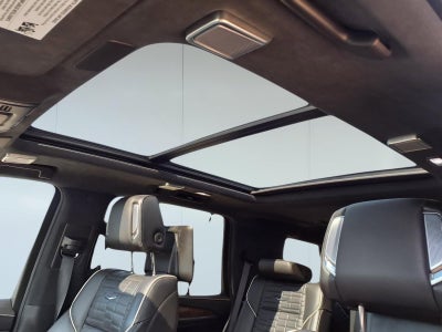 2023 Cadillac Escalade Sport Platinum