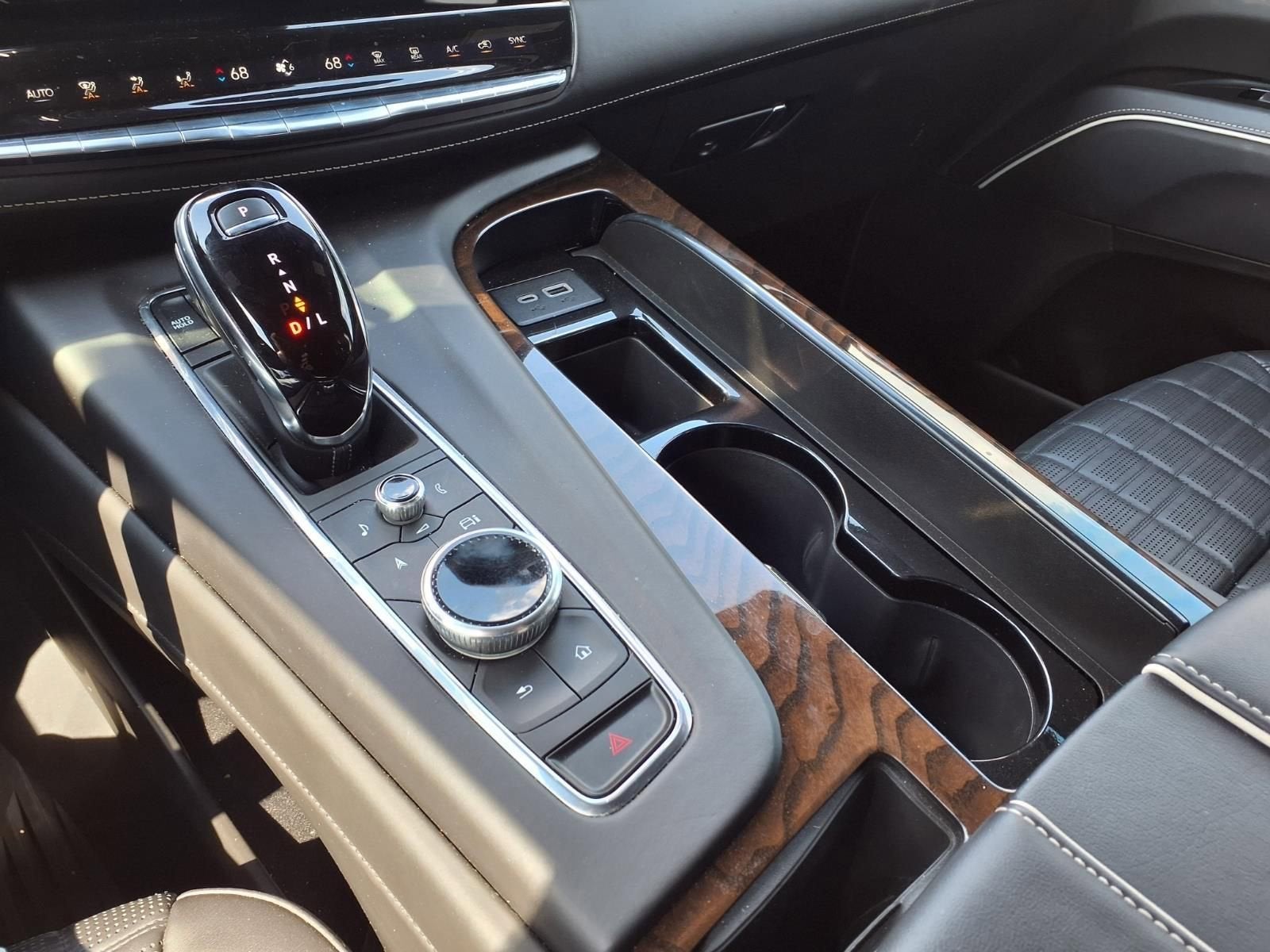 2023 Cadillac Escalade Sport Platinum