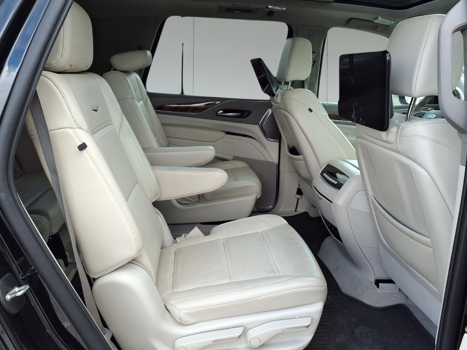 2022 Cadillac Escalade Sport Platinum