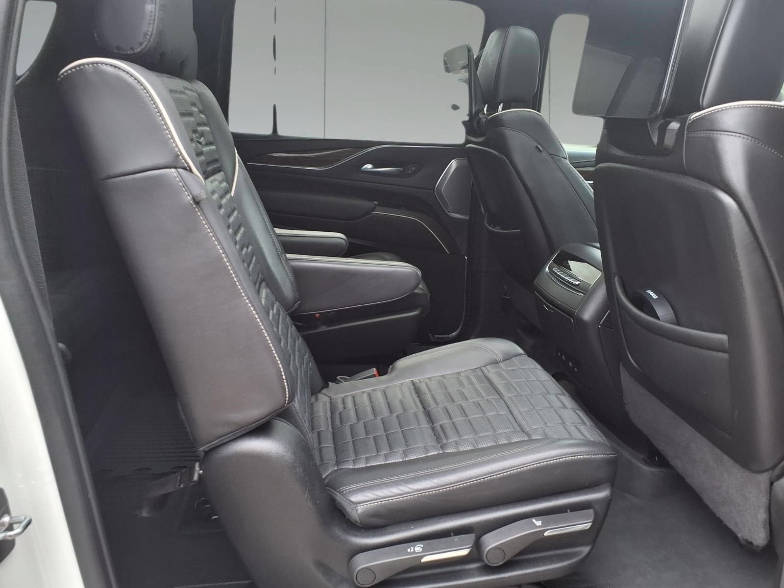 2024 Cadillac Escalade ESV Sport Platinum