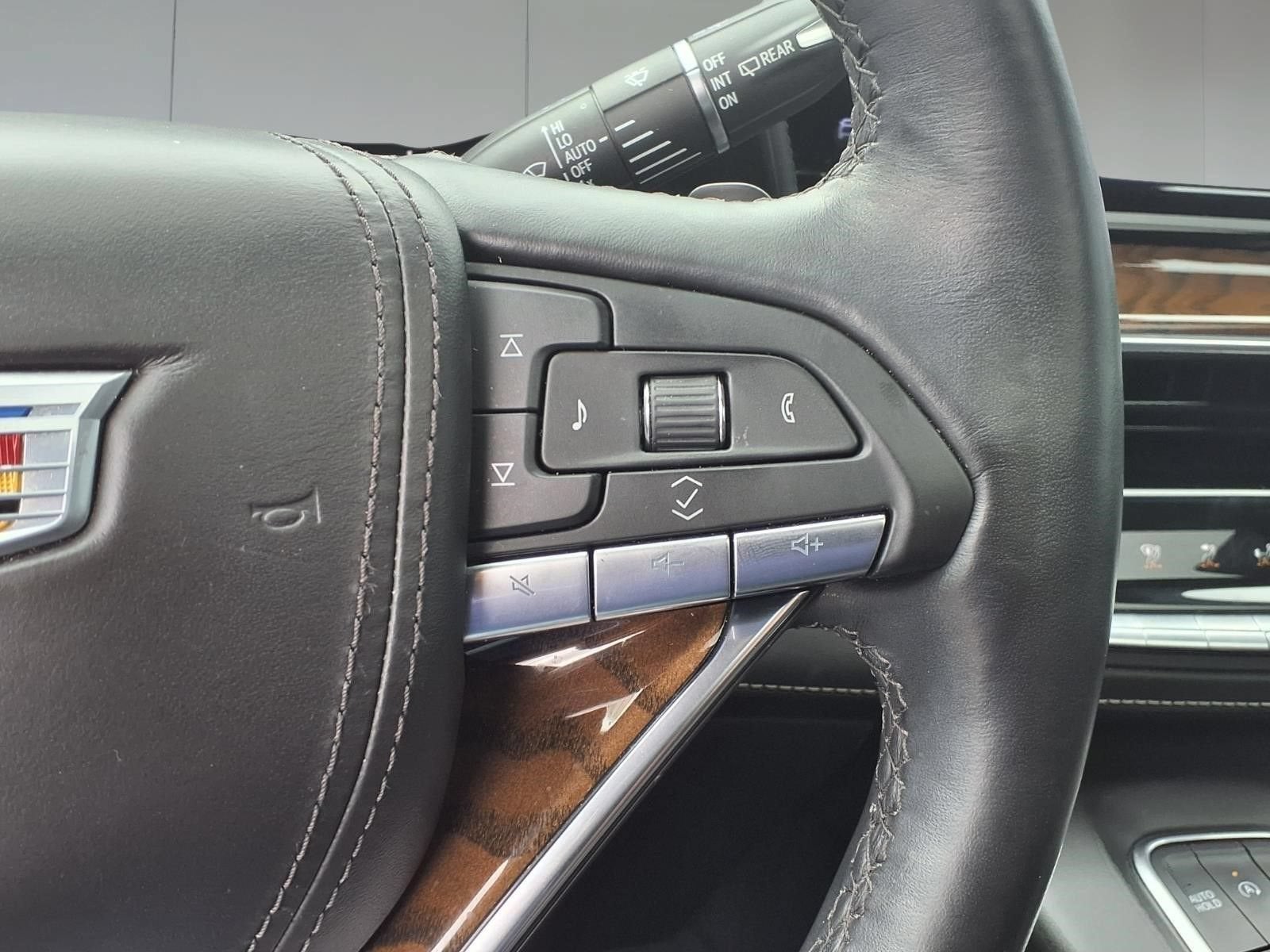 2024 Cadillac Escalade ESV Sport Platinum