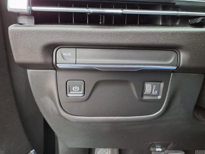 2025 Cadillac Escalade Luxury