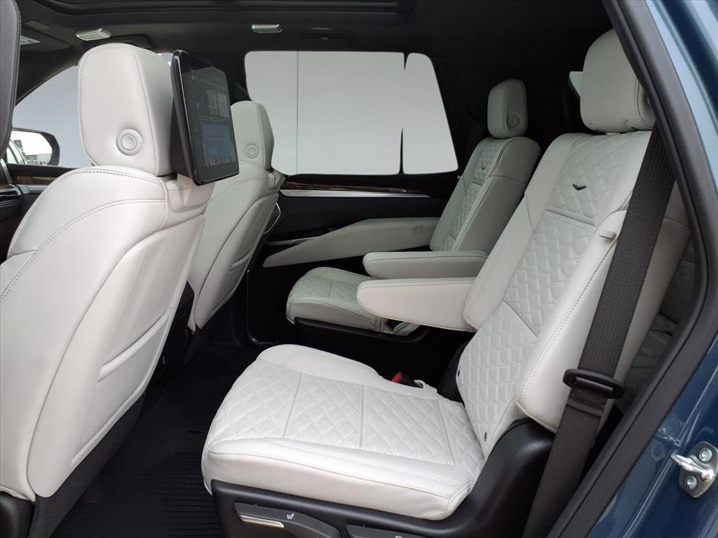 2026 Cadillac Escalade Platinum Luxury