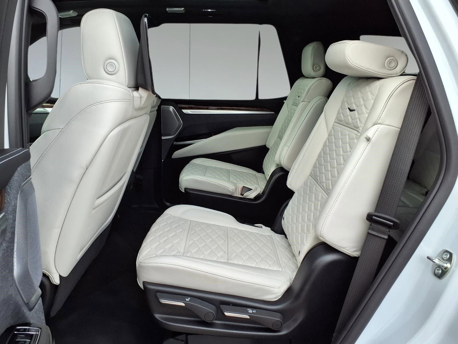 2026 Cadillac Escalade Platinum Luxury