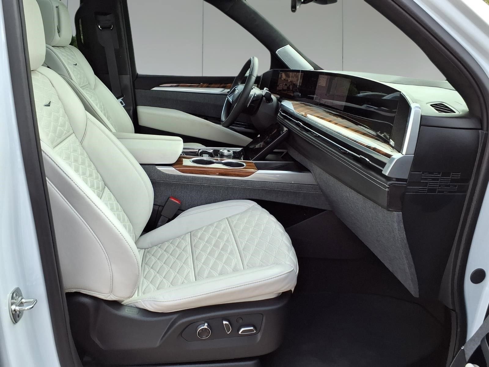 2026 Cadillac Escalade Platinum Luxury