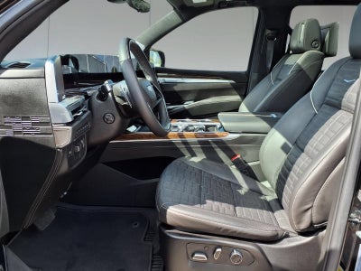2025 Cadillac Escalade Sport Platinum