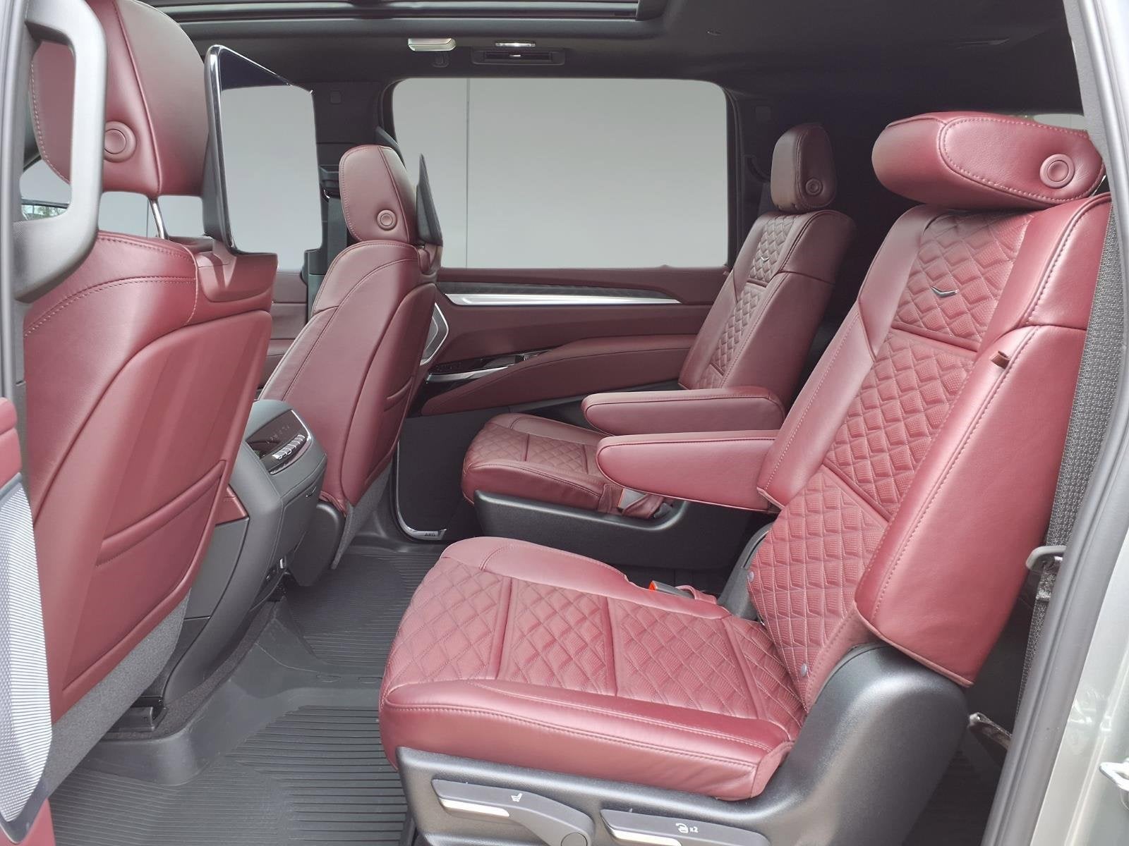 2026 Cadillac Escalade ESV Luxury