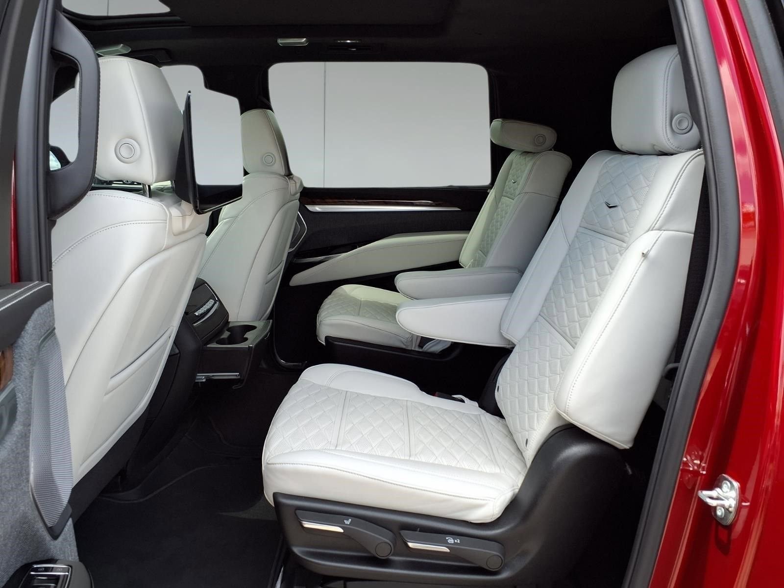 2026 Cadillac Escalade ESV Platinum Luxury