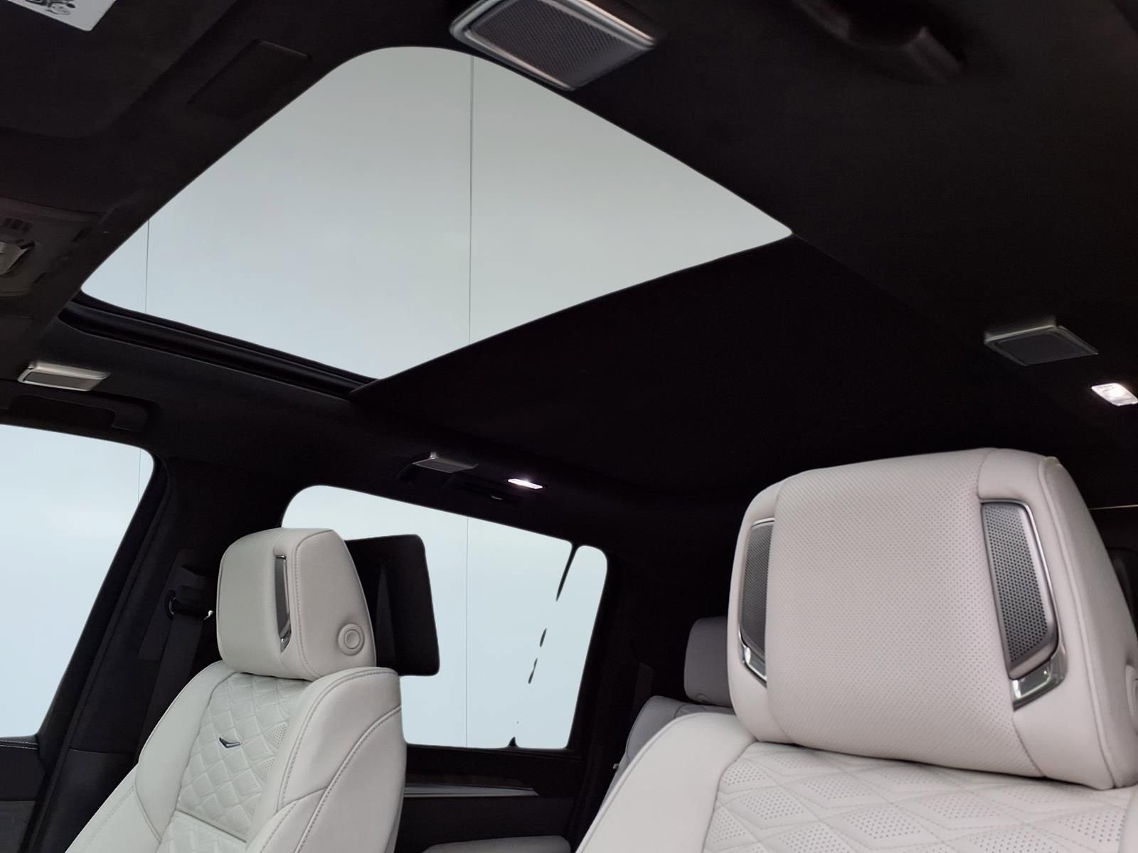 2026 Cadillac Escalade ESV Platinum Sport