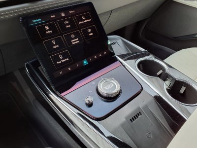 2025 Cadillac ESCALADE IQ Sport 1