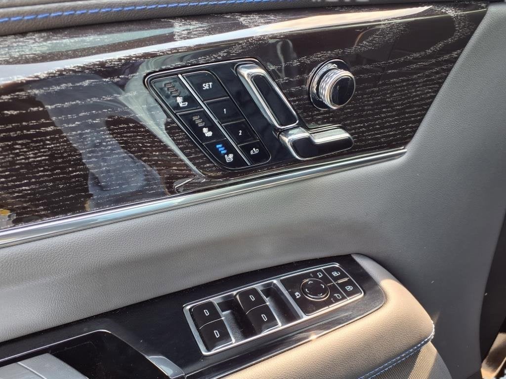 2025 Cadillac ESCALADE IQ Sport 1