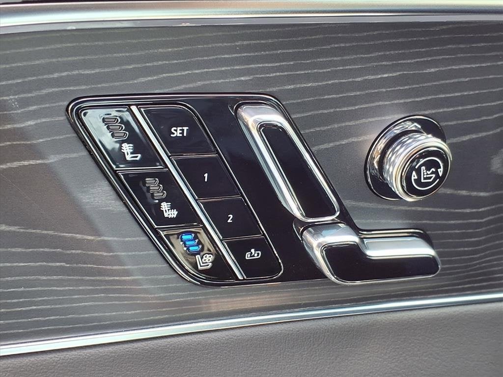 2026 Cadillac LYRIQ V-Series