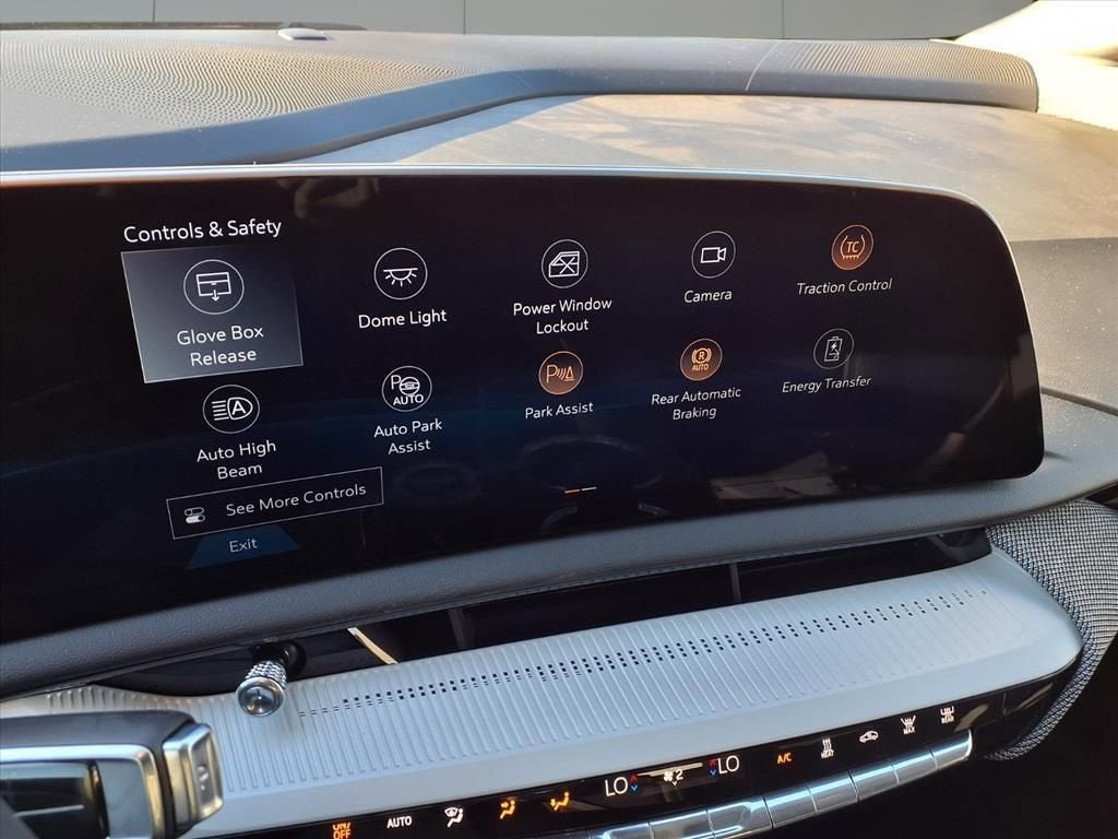 2026 Cadillac OPTIQ Luxury