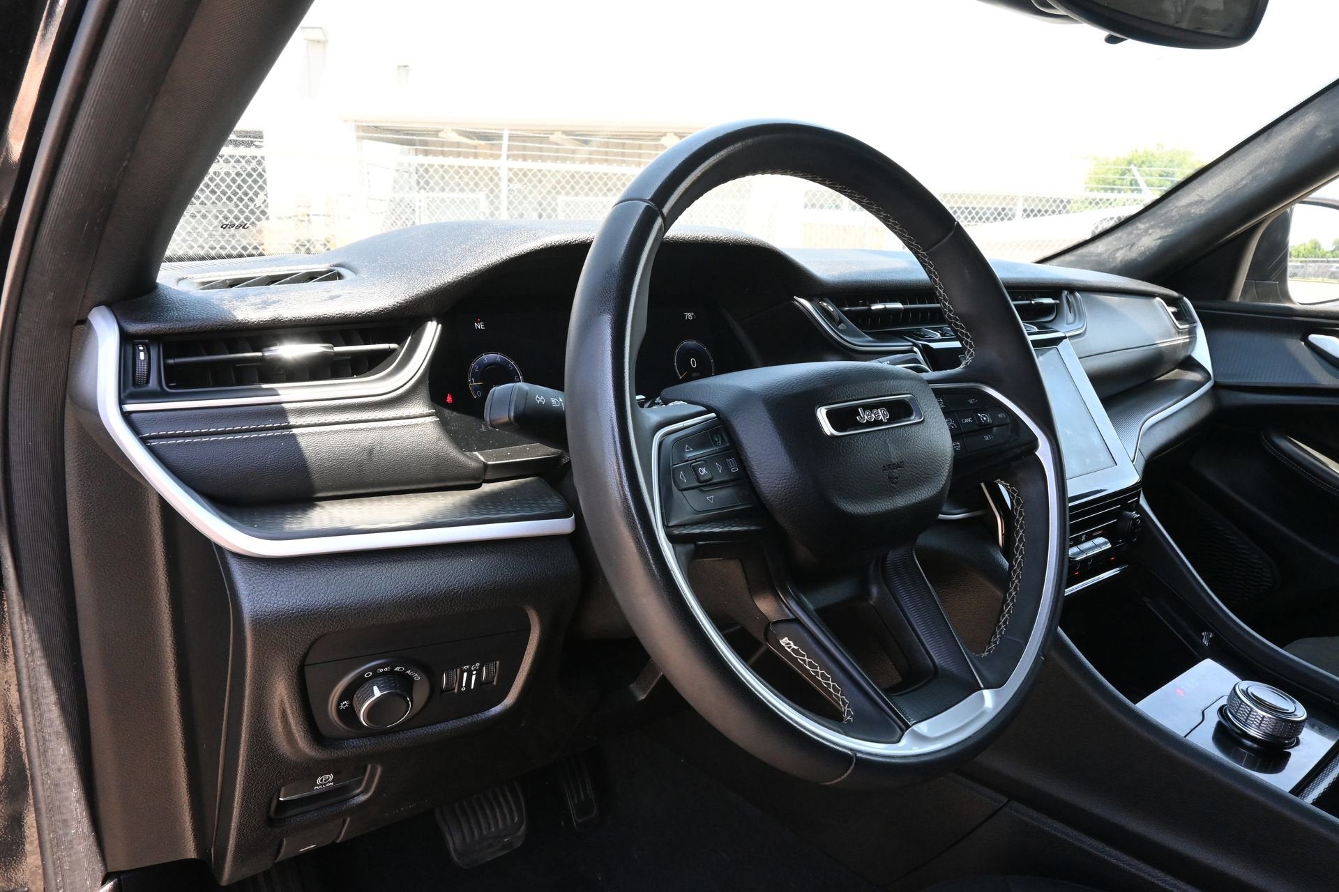 2024 Jeep Grand Cherokee Laredo X