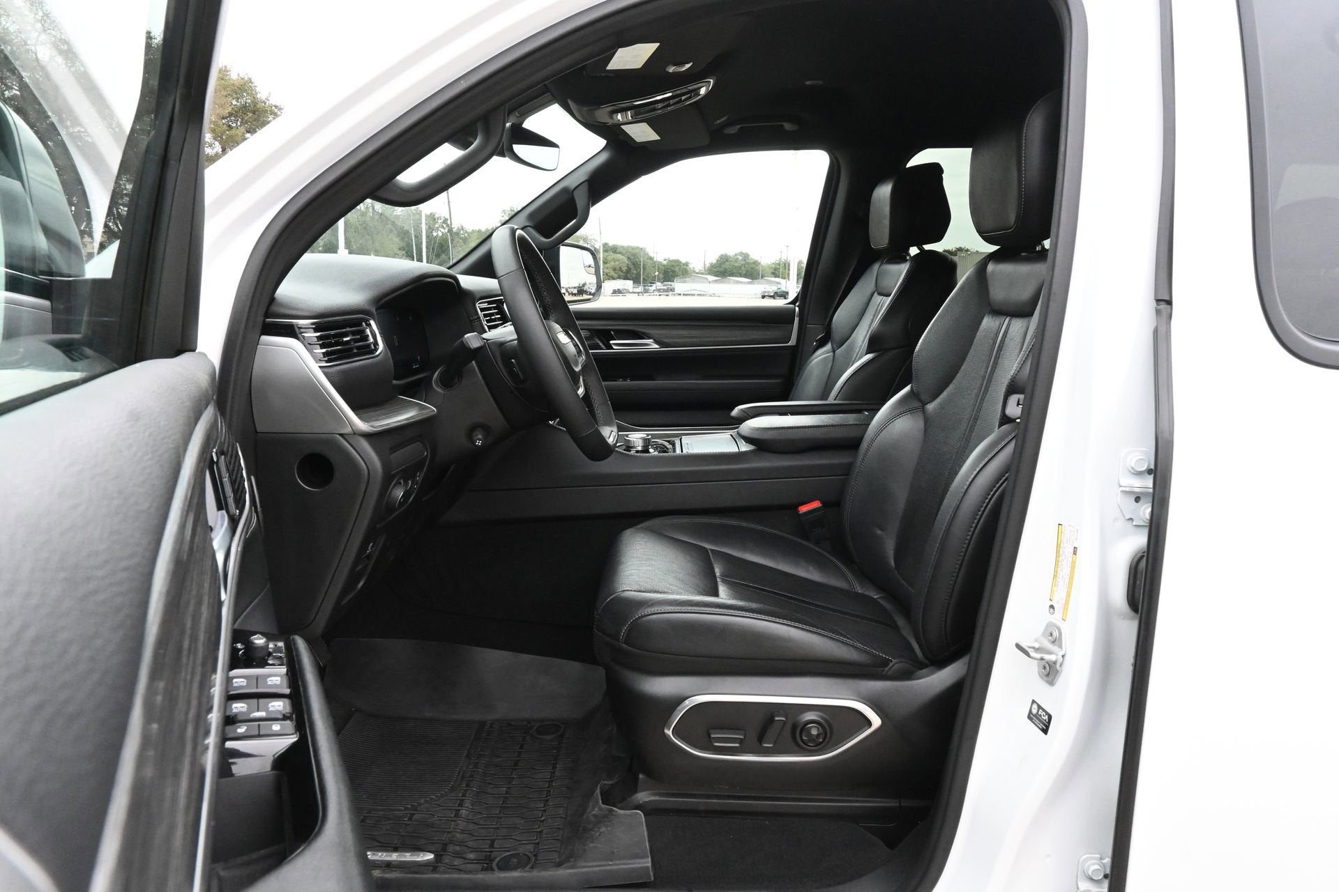 2024 Jeep Wagoneer L Series II