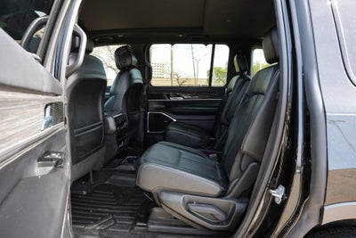 2022 Jeep Wagoneer Series III