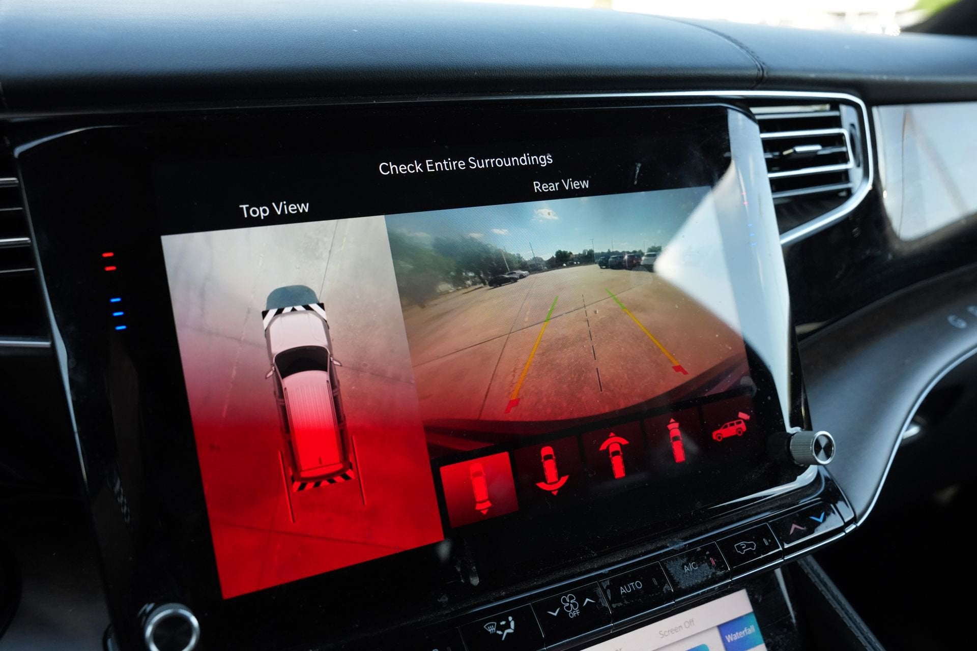 2022 Jeep Grand Wagoneer Series II