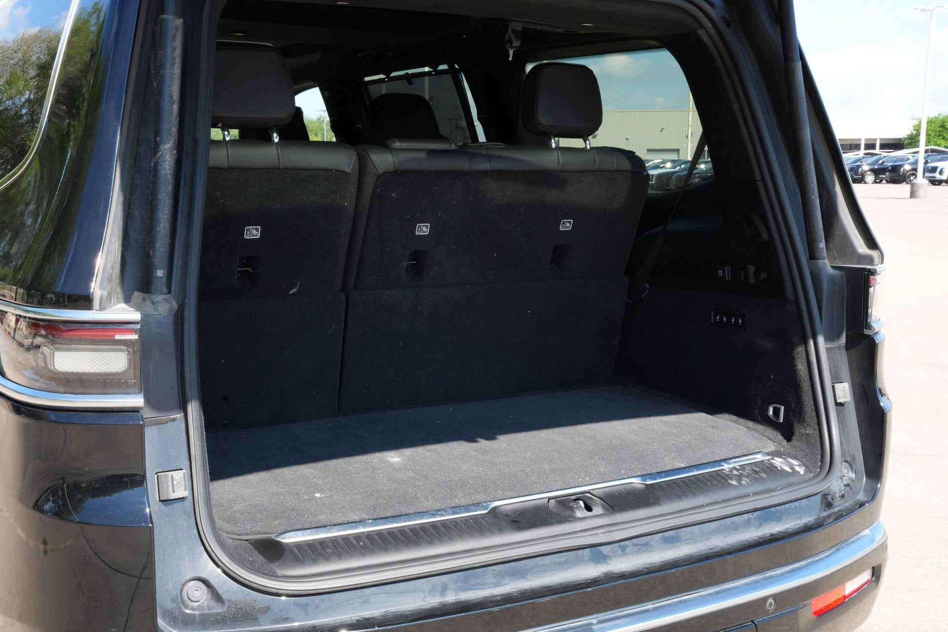 2022 Jeep Grand Wagoneer Series II