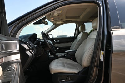 2017 Ford Explorer Platinum