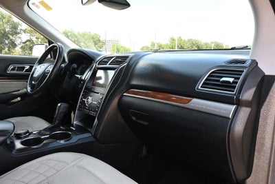 2017 Ford Explorer Platinum