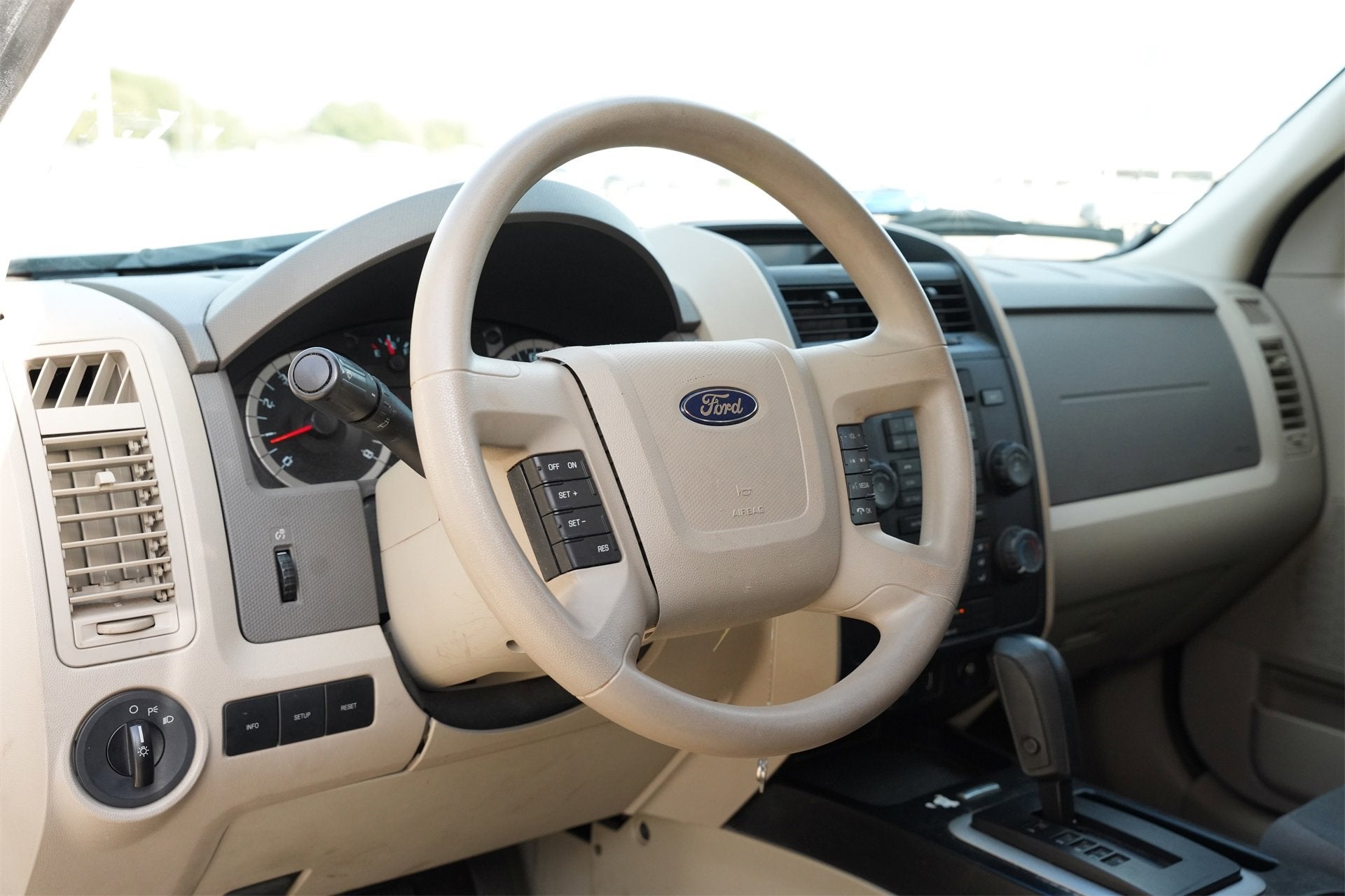 2011 Ford Escape XLS
