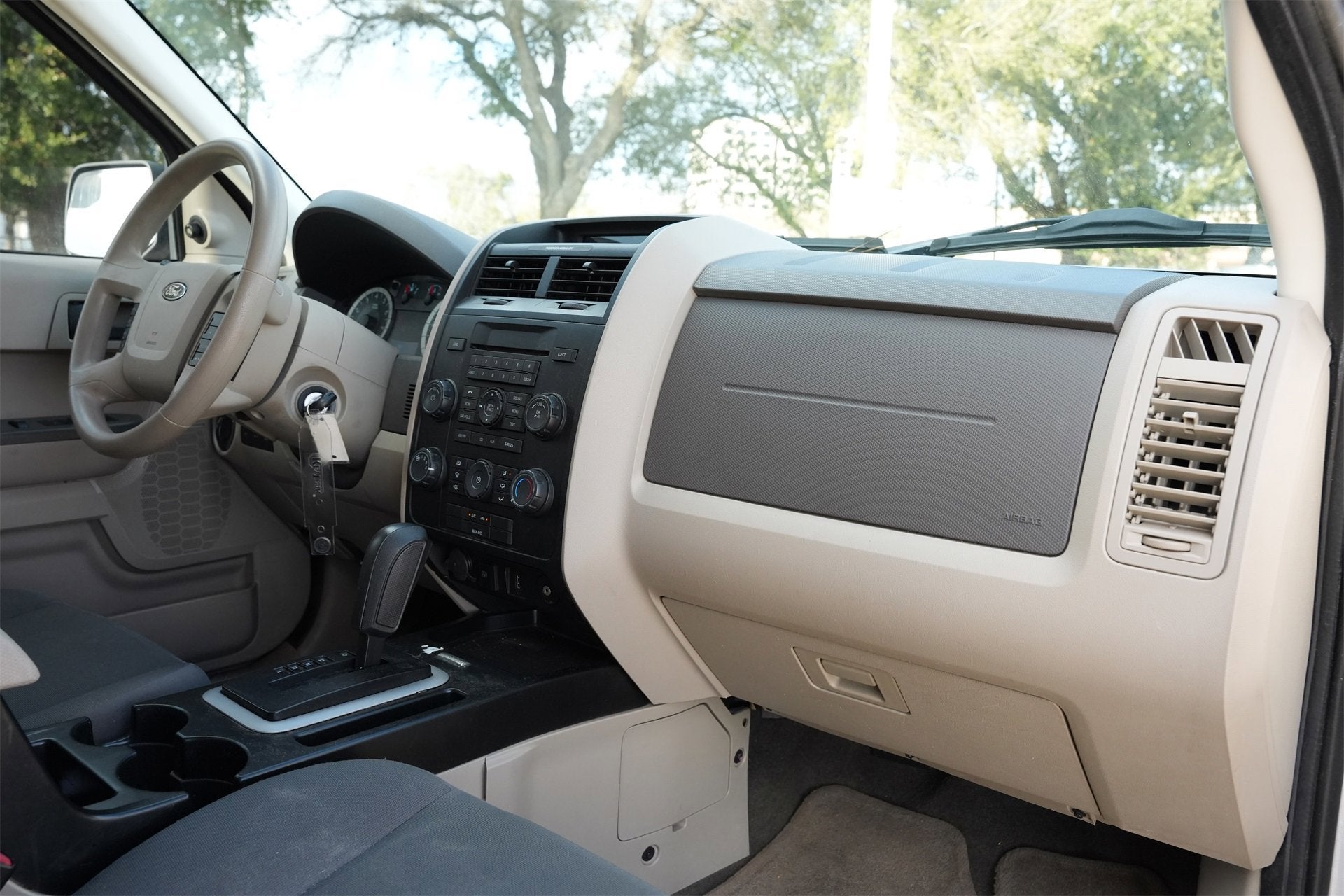 2011 Ford Escape XLS