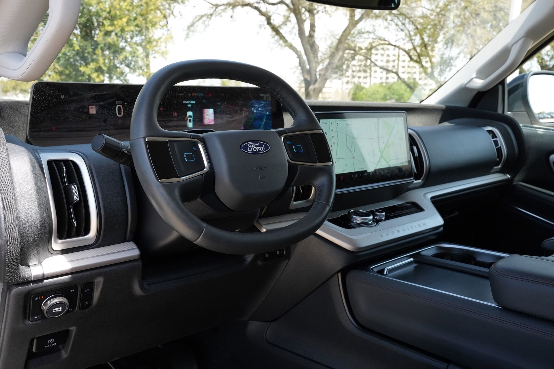 2025 Ford Expedition Active