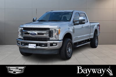 2017 Ford Super Duty F-250 SRW Lariat