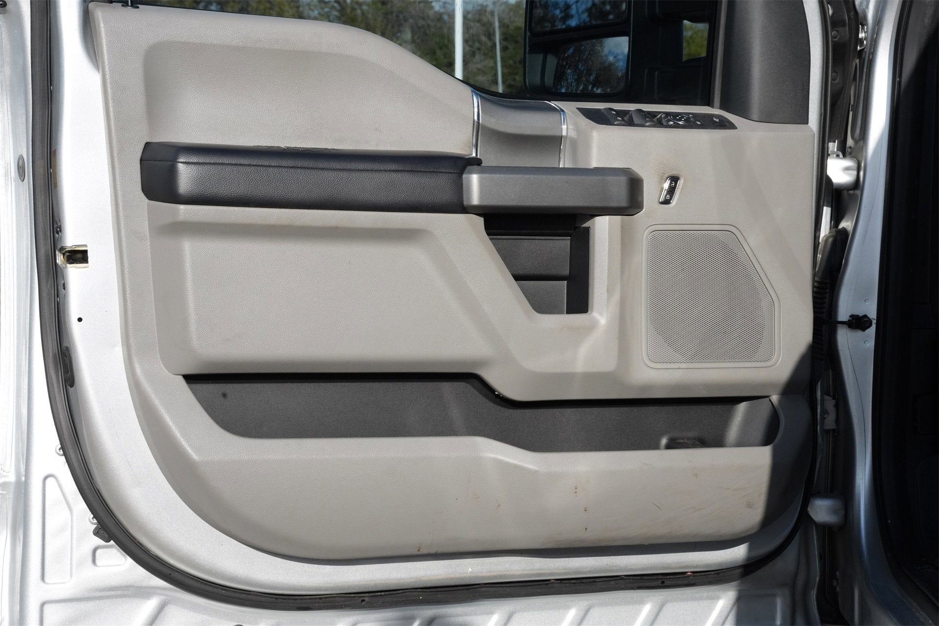 2017 Ford Super Duty F-250 SRW Lariat