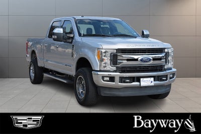 2017 Ford Super Duty F-250 SRW Lariat