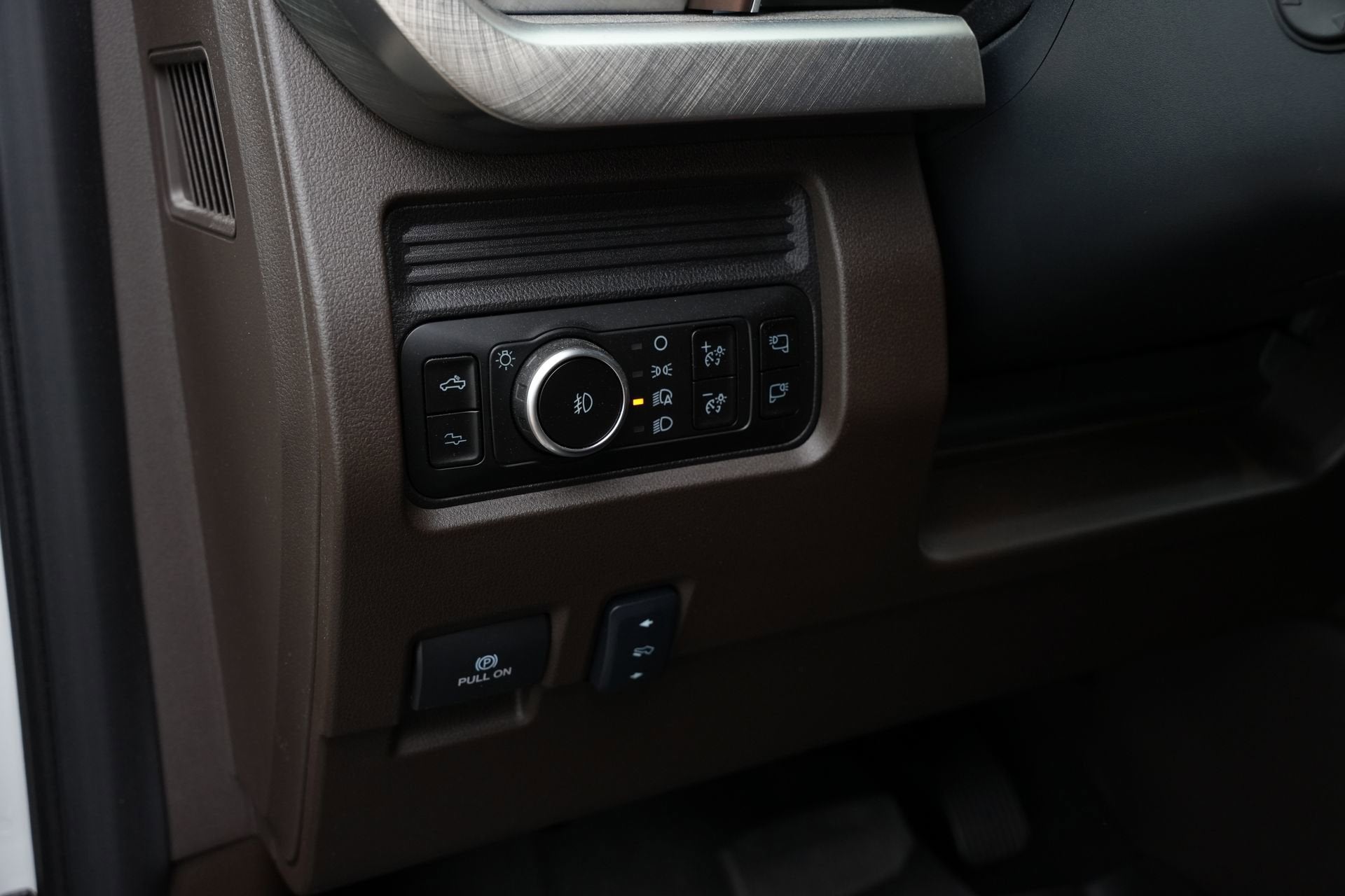 2025 Ford Super Duty F-350 SRW XL