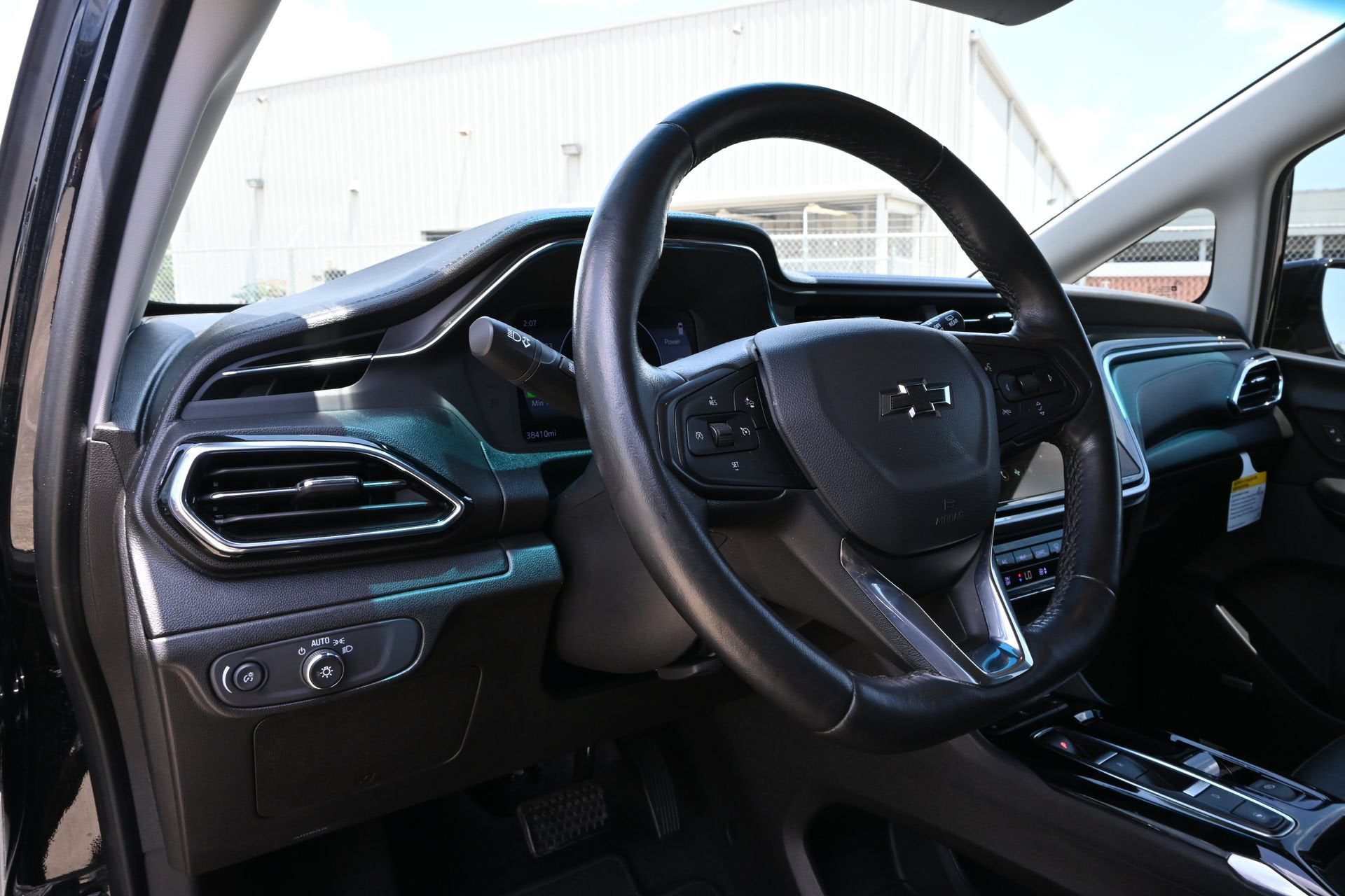 2023 Chevrolet Bolt EV 2LT