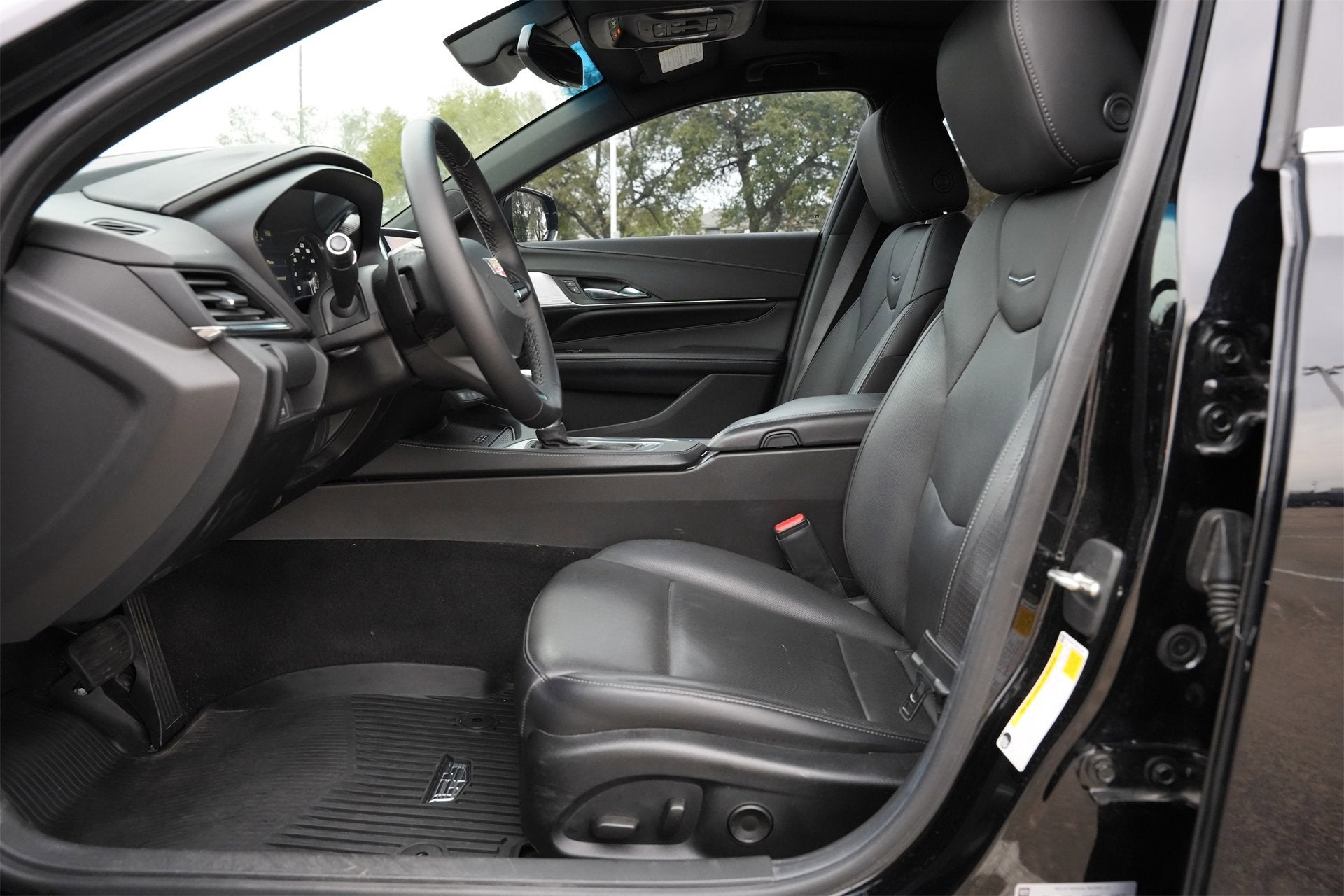 2022 Cadillac CT4 Premium Luxury