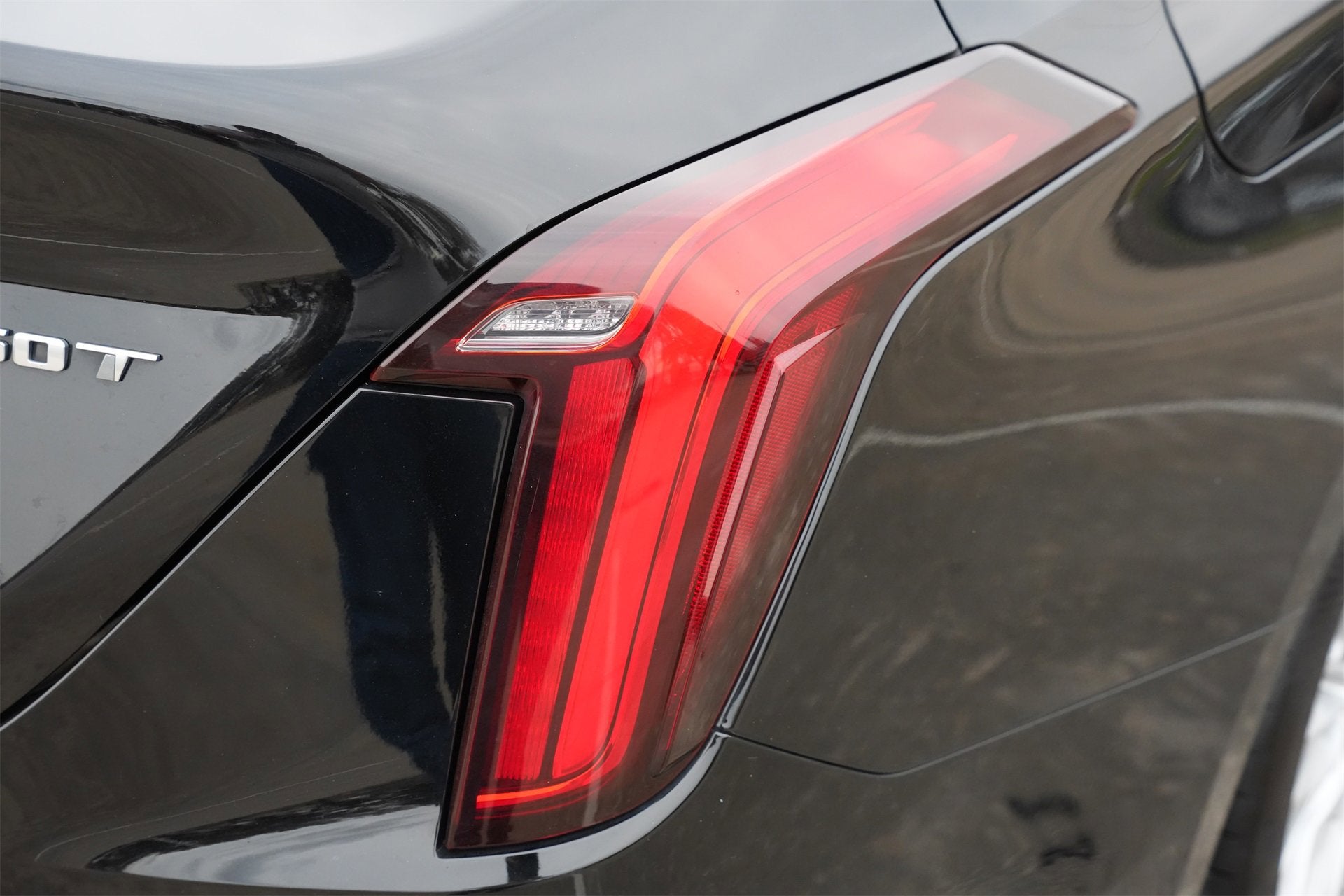 2022 Cadillac CT4 Premium Luxury