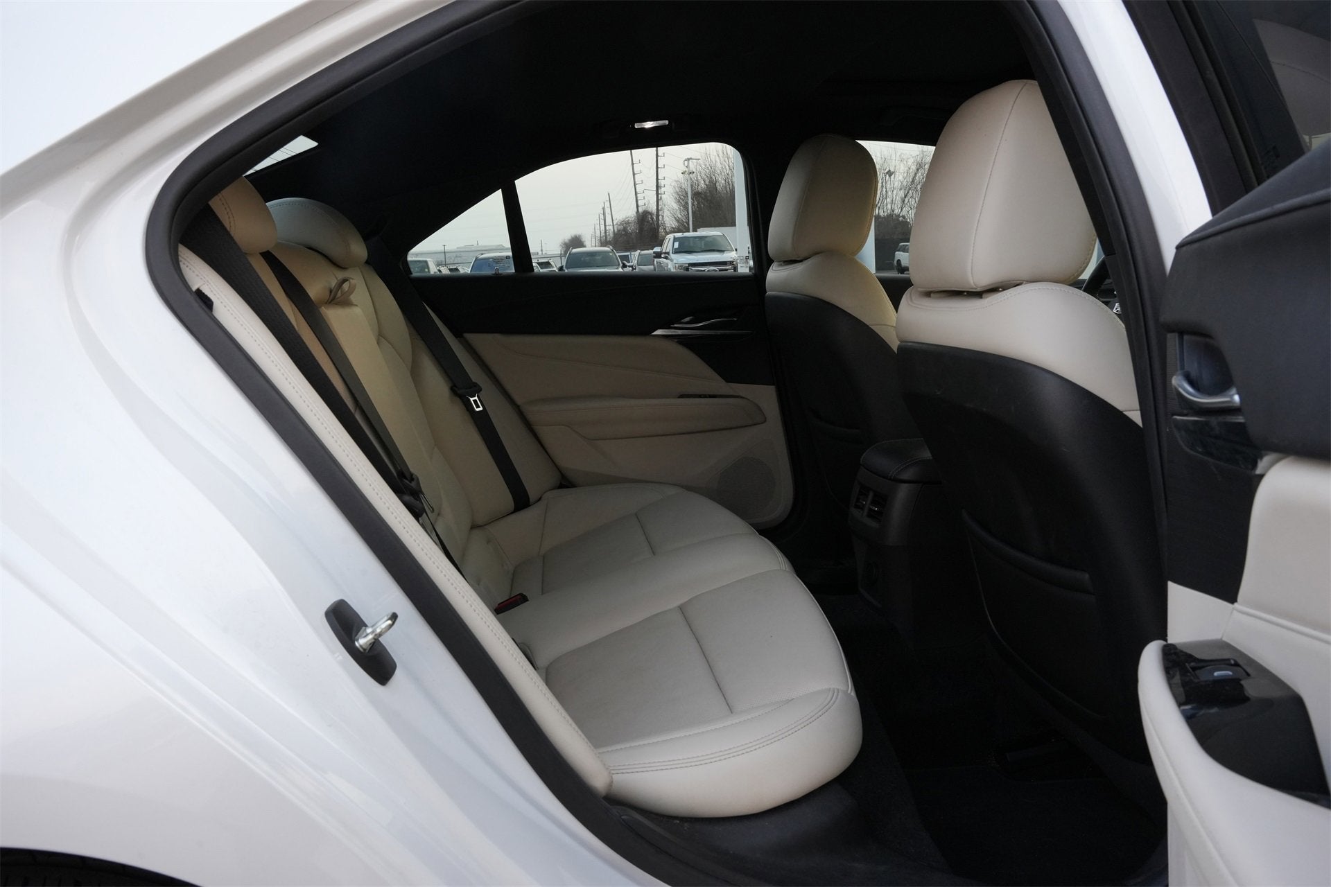 2023 Cadillac CT4 Premium Luxury