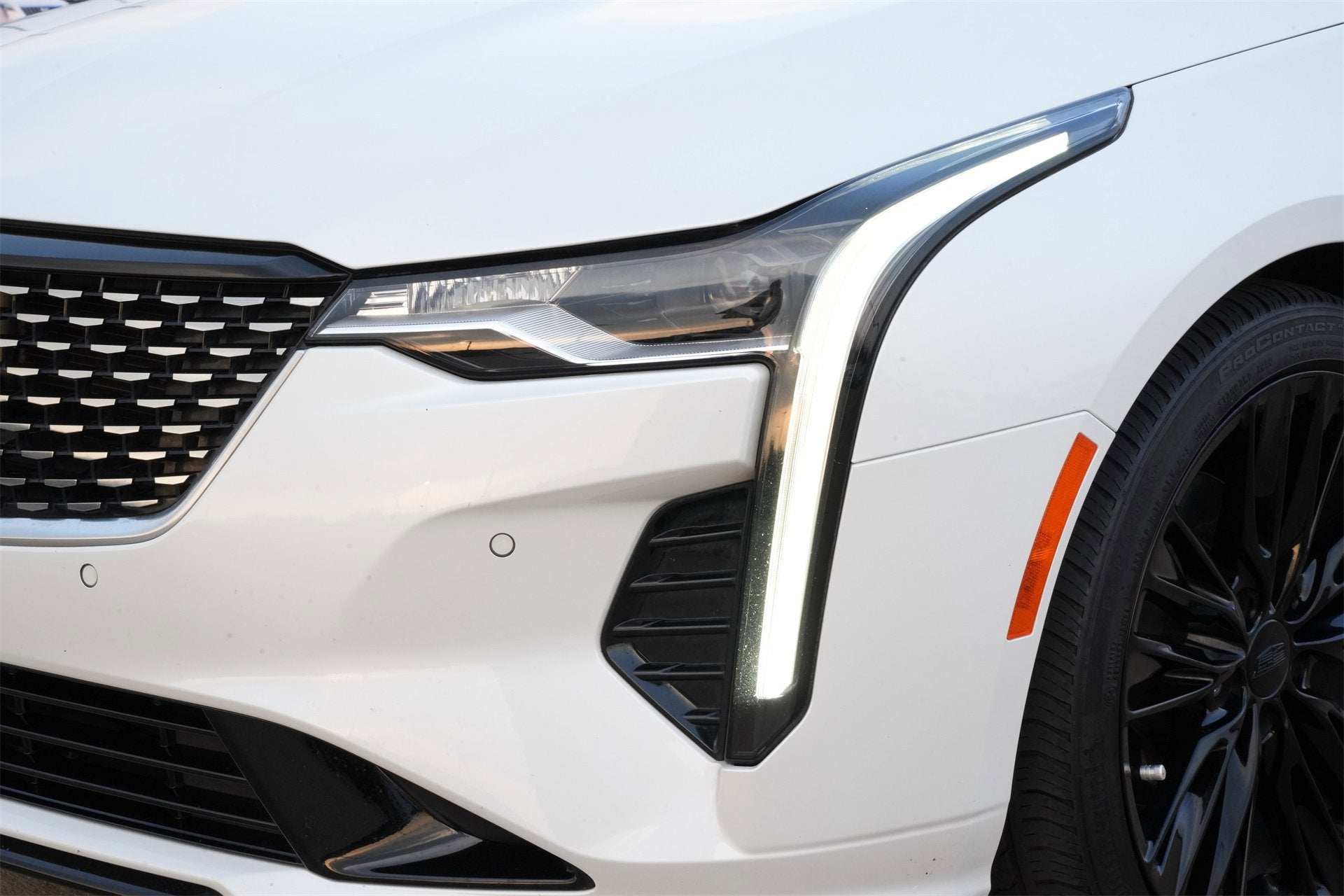 2023 Cadillac CT4 Premium Luxury