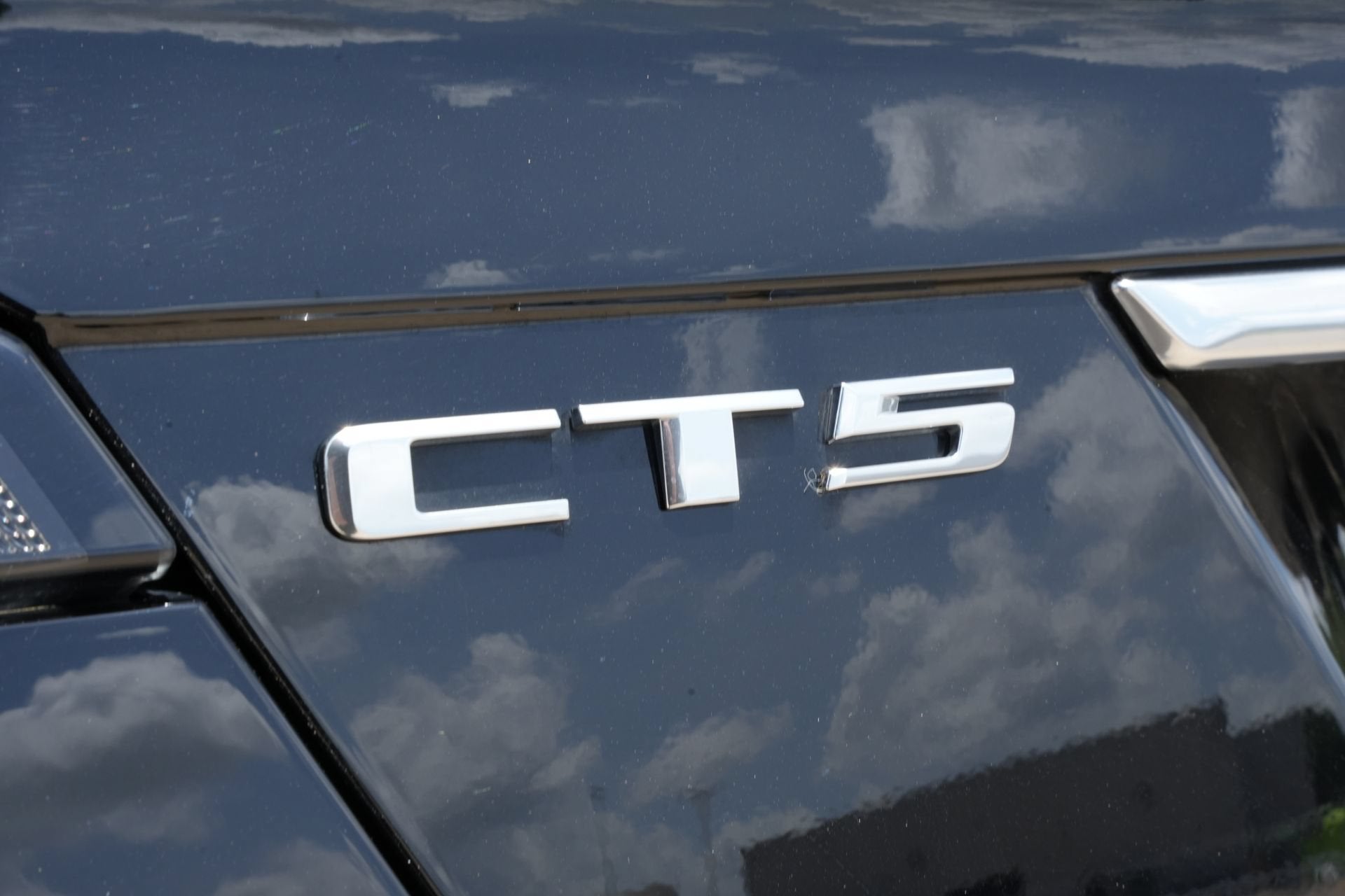 2023 Cadillac CT5 Sport