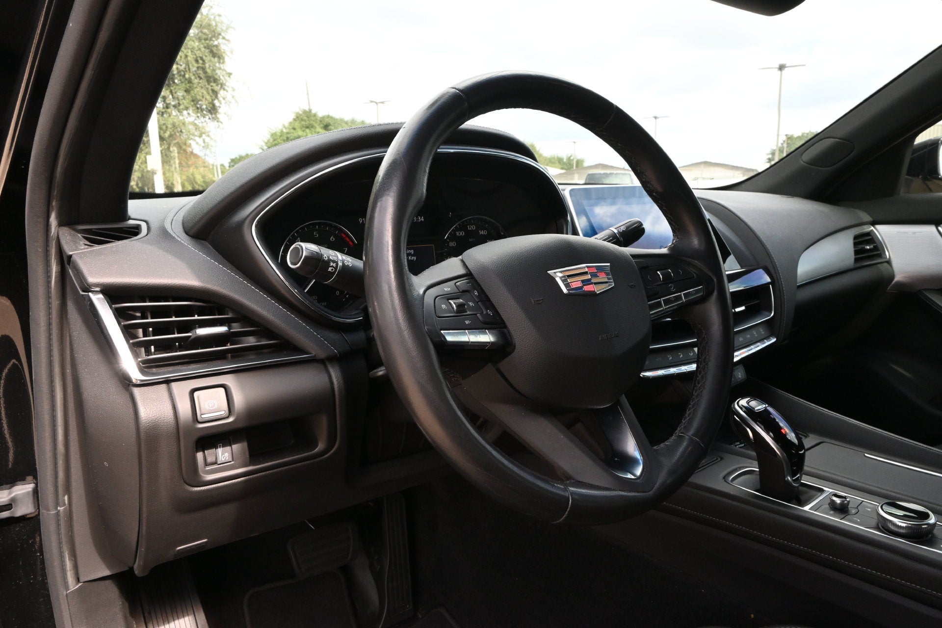 2023 Cadillac CT5 Luxury