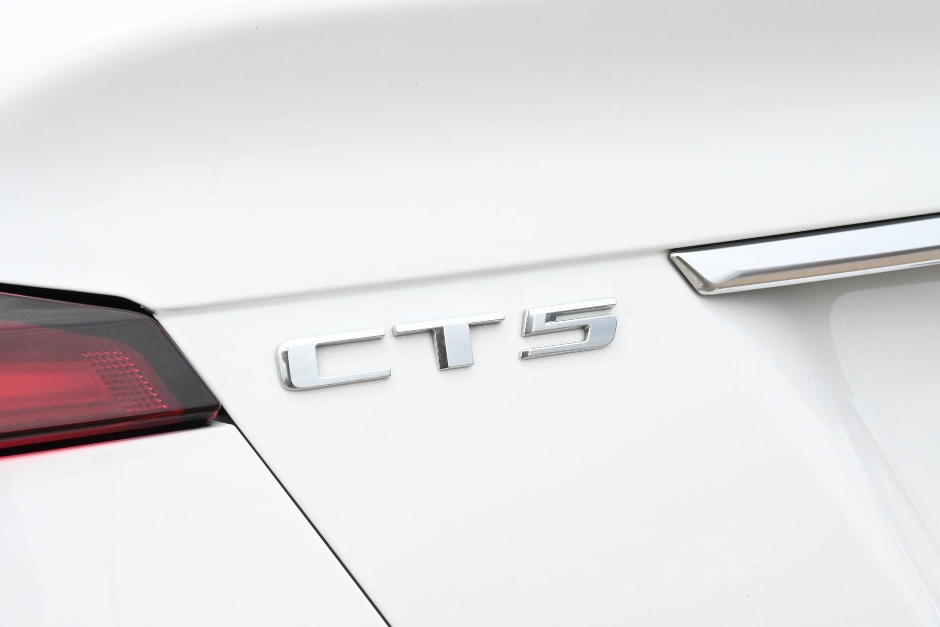 2023 Cadillac CT5 Luxury