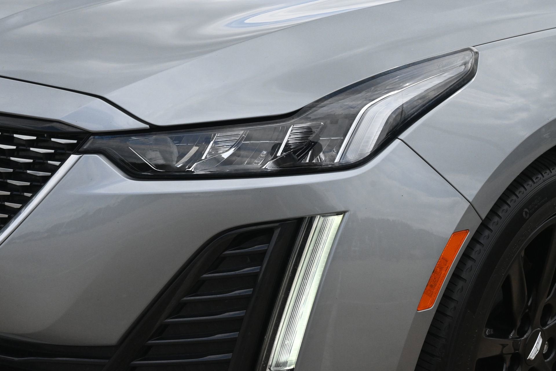 2023 Cadillac CT5 Luxury