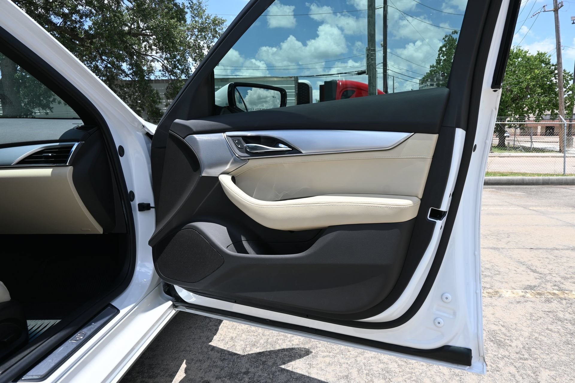 2023 Cadillac CT5 Luxury