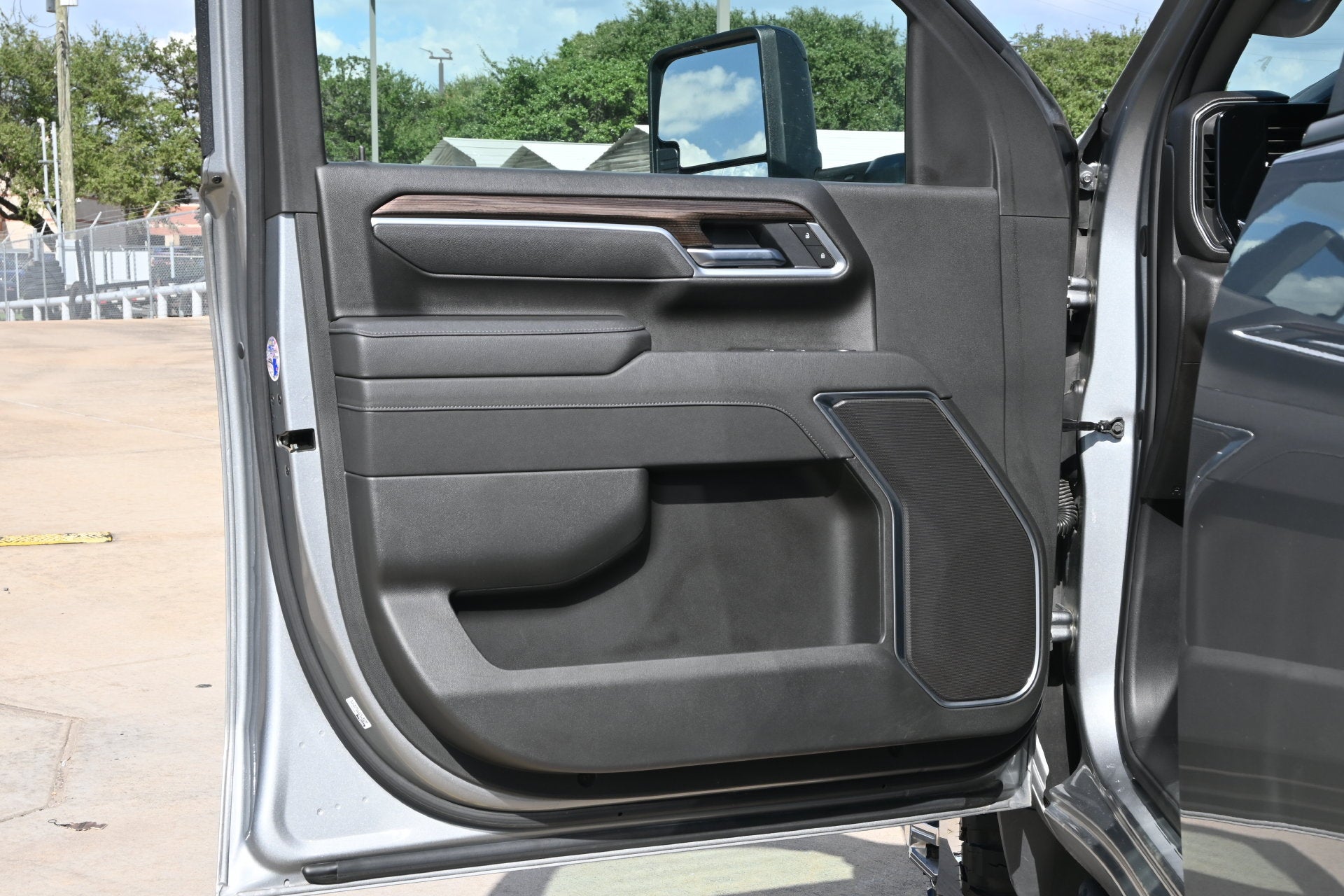 2025 Chevrolet Silverado 3500 HD LT DRW