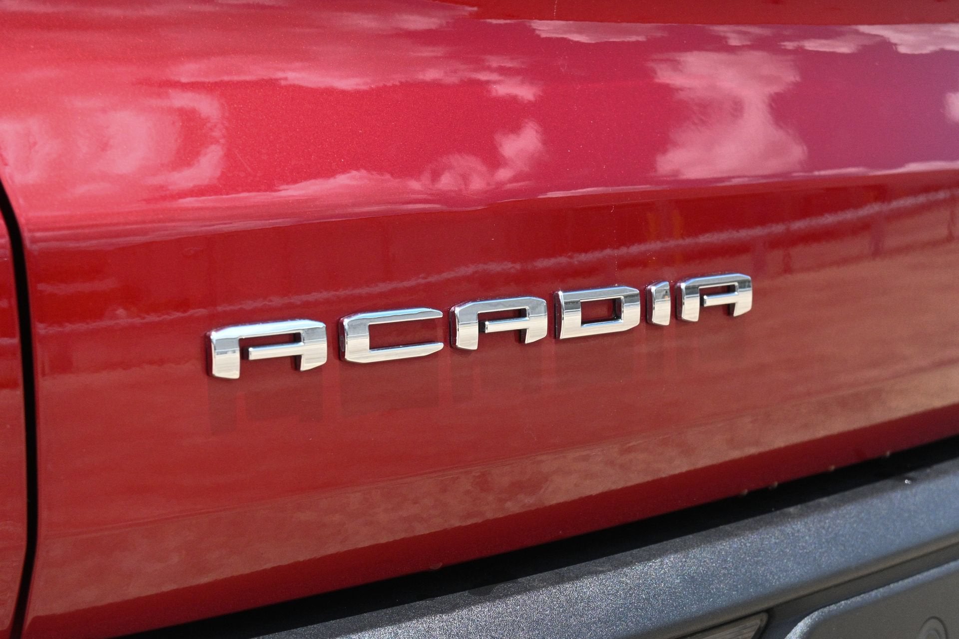 2024 GMC Acadia Elevation